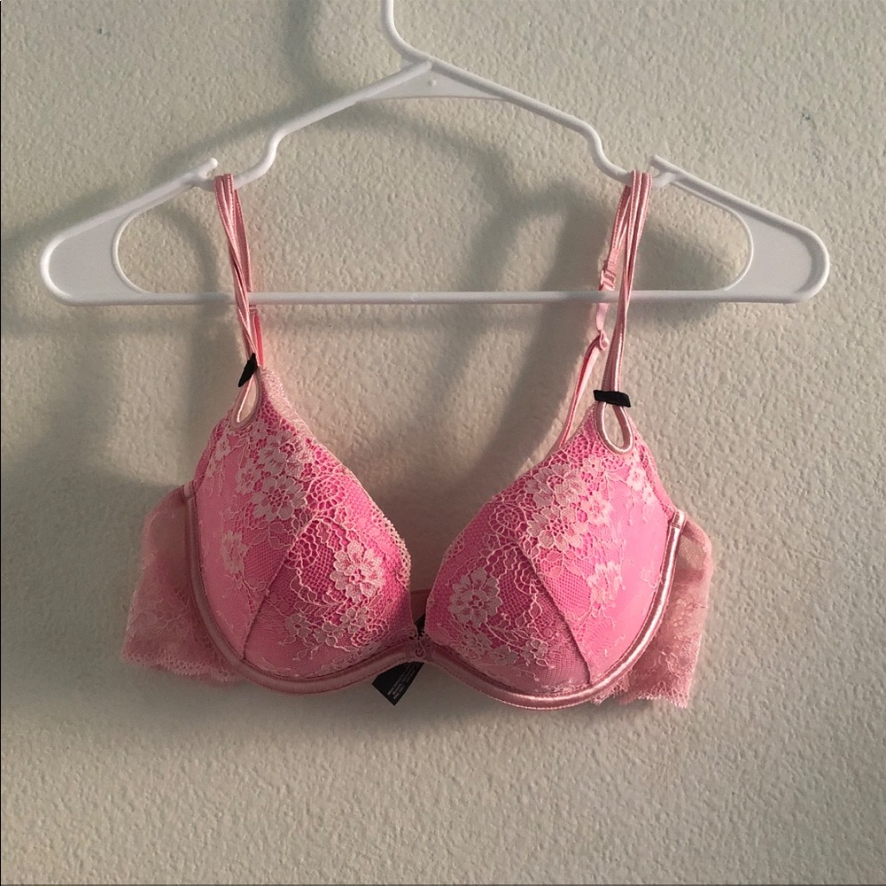 VS Sexy Little Things Pink Lace Push-Up Bra